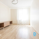 Sunny 3-room apartment in a pre-war building in the center of Riga.An apartment 