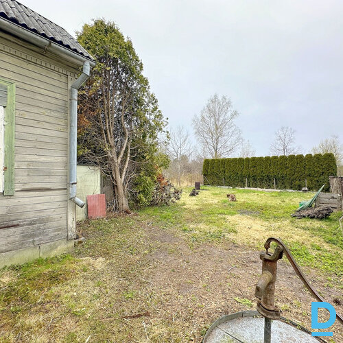 Pārdod māju Zemeņu iela 63