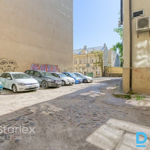 Pārdod namīpašumu Rīgas centrā