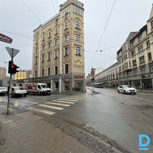 Izīrē dzīvokli Rīga