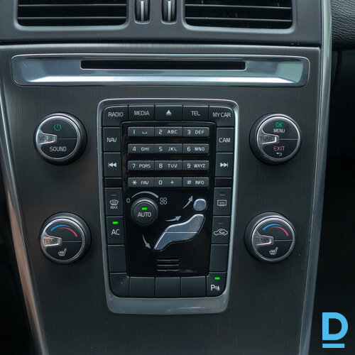 Volvo XC60 Summum 2013. gada 2.0 dīzelis Volvo XC60 Summum 2013. gada 2.0 dīzelis