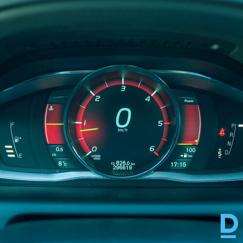 Volvo XC60 Summum 2013. gada 2.0 dīzelis