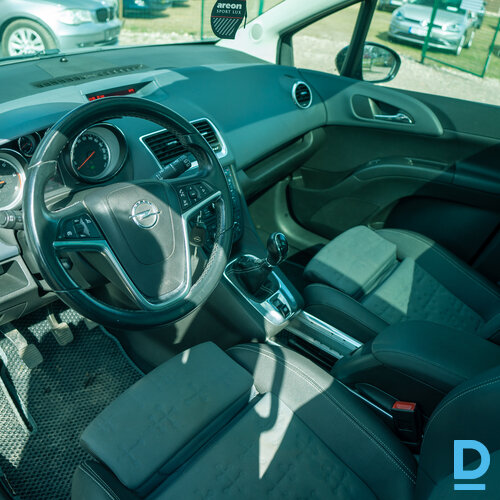 Opel Meriva 2010. gada 1.7 dīzelis Opel Meriva 2010. gada 1.7 dīzelis