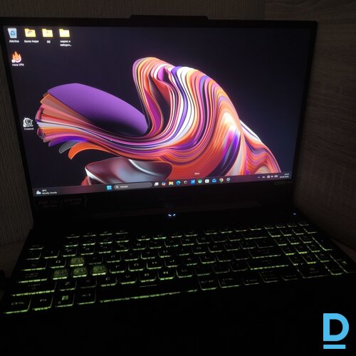 Pārdod Asus Portatīvo datoru