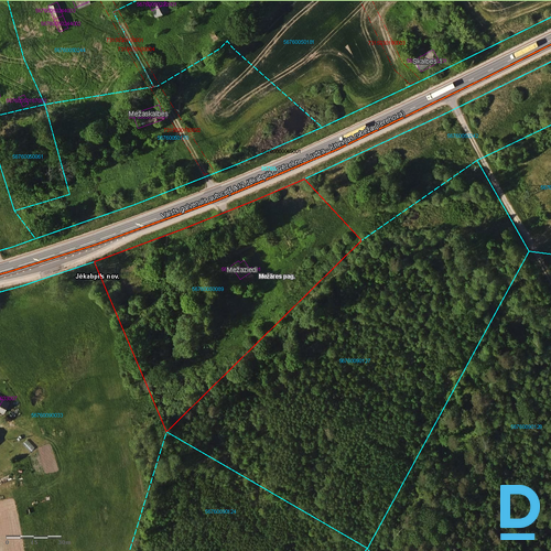 Pārdod nekustamo īpašumu ar dzīvojamo māju renovācijai un pieguļošu lauksaimniecībā izmantojamo zemi 10000m² Pārdod nekustamo īpašumu ar dzīvojamo māju renovācijai un pieguļošu lauksaimniecībā izmantojamo zemi 10000m²