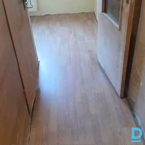 Pārdod dzīvokli Slokenbeka 11, 33m², 1 ist.