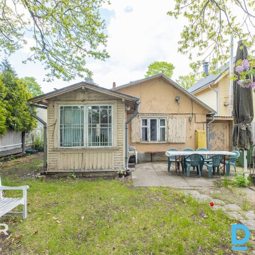 Pārdošanā vasarnīca ar 343 m² teritoriju Majoros, 10 minūšu gājienā no Dzintaru 