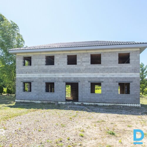 Pārdošanā 275 m² jaunbūve ar 3315 m² zemes gabalu Raganā.Mājas būvniecība uzsākt
