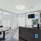 Современная 3-комнатная квартира в формате penthouse в Балтэзерсе, в новом жилом