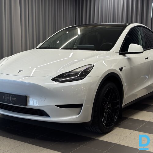 Pārdod Tesla Model Y Standard Range RWD, 2023