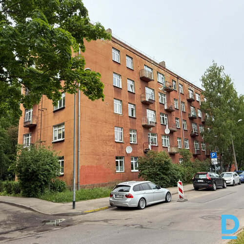 Pārdod dzīvokli Aleksandra Grīna bulvāris 1