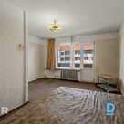Продаётся просторная однокомнатная квартира с лоджией в зелёном и тихом районе.О