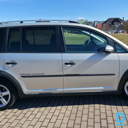 Pārdod Volkswagen Touran, 2011 Pārdod Volkswagen Touran, 2011
