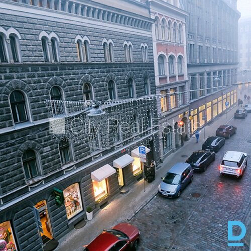 Pārdod dzīvokli Rīgā Pārdod dzīvokli Rīgā