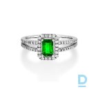Emerald &amp; Diamond Ring