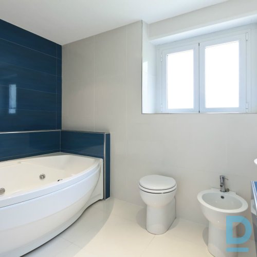 Piedāvā Sanitārā mezgla tīrīšana ar tvaiku