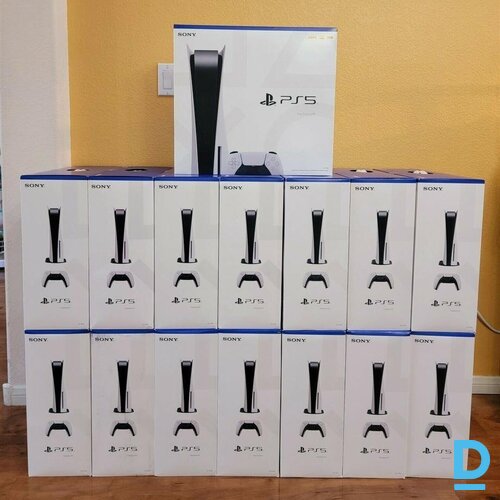 Pārdod Sony PlayStation 5 Slim 1TB Disc Edition Console 