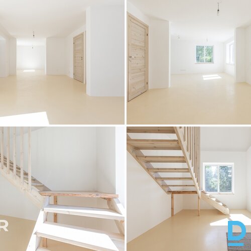 Pārdošanā 3-stāvu privātmāja ar 952 m² zemes gabalu Medemciemā.Māja celta 1994. 