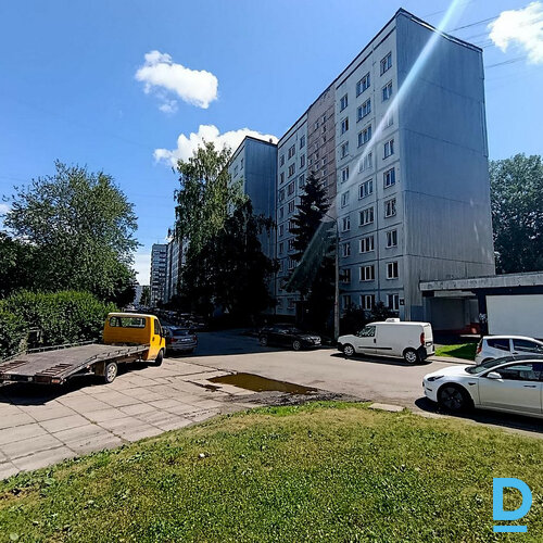 Pārdod dzīvokli Rudens iela 10