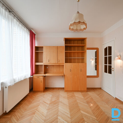 Pārdod dzīvokli Ceriņu 9