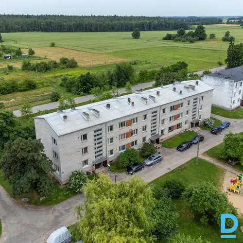 Pārdod dzīvokli Dārza iela 2