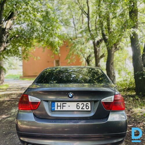E90 2.0d manuālis