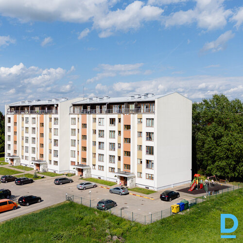 Pārdod dzīvokli Asteru iela 17