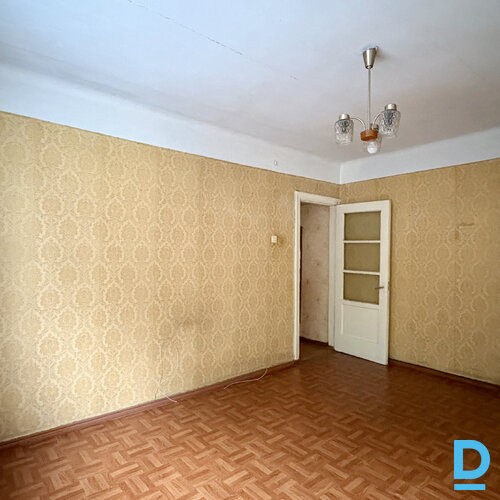 Pārdod dzīvokli Rūpniecības iela 4