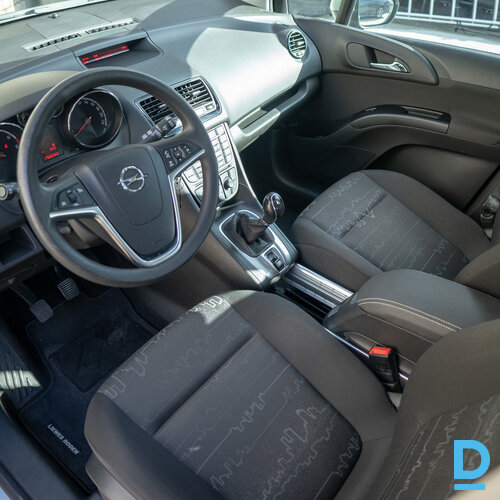 No Nīderlandes Opel Meriva 2015. gada 1.6 dīzelis