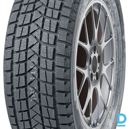 FIREMAX FM806 225 60 R18 104H XL