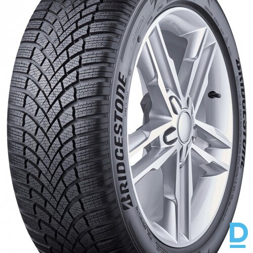 BRIDGESTONE BLIZZAK LM005 245 50 R18 104V XL