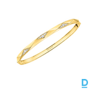 For sale Graff Laurence Graff Signature Faceted Pavé Diamond Bangle