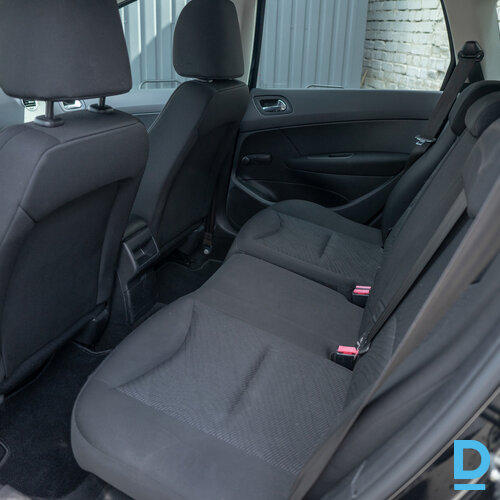 No Nīderlandes Peugeot 308 SW 2012. gada