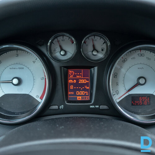 No Nīderlandes Peugeot 308 SW 2012. gada