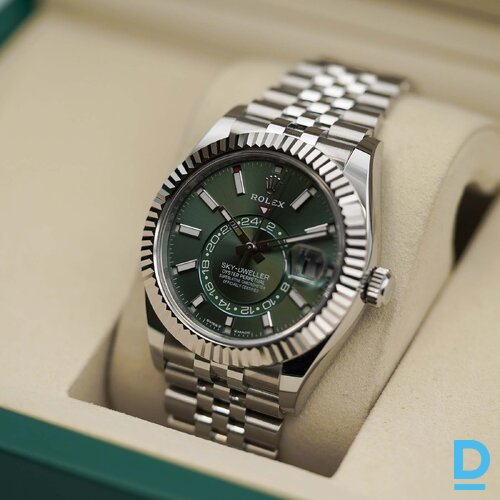 Pārdod Rolex Sky-Dweller
