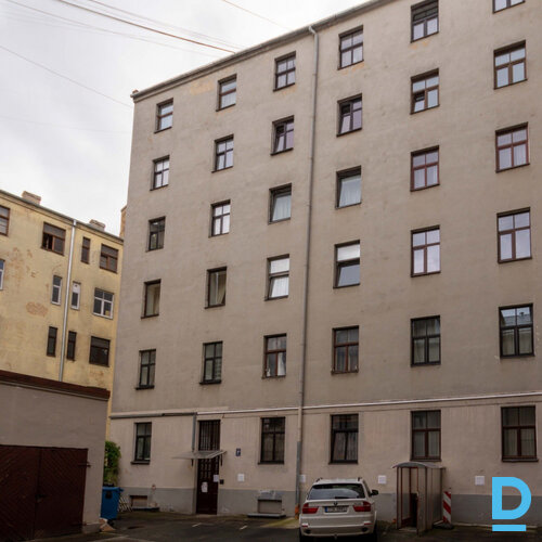 3 istabu dzīvoklis, Tērbatas iela 8B, Centrs, Rīga, Latvija. 3 istabu dzīvoklis, Tērbatas iela 8B, Centrs, Rīga, Latvija.