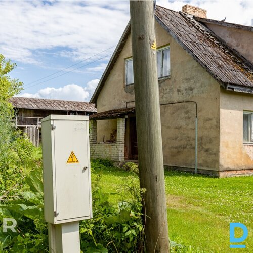 Pārdošanā 1/2 no divstāvu mājas (70 m²) ar plašu privāto teritoriju Dauguļu ciem Pārdošanā 1/2 no divstāvu mājas (70 m²) ar plašu privāto teritoriju Dauguļu ciem