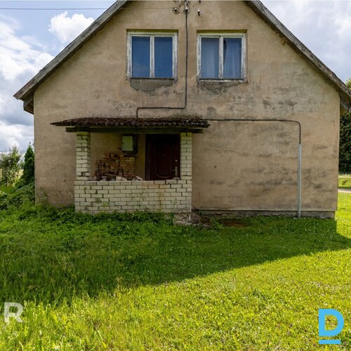 Pārdošanā 1/2 no divstāvu mājas (70 m²) ar plašu privāto teritoriju Dauguļu ciem Pārdošanā 1/2 no divstāvu mājas (70 m²) ar plašu privāto teritoriju Dauguļu ciem