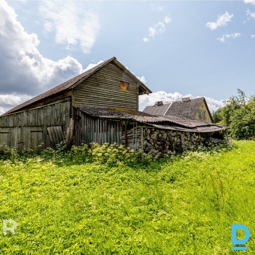 Pārdošanā 1/2 no divstāvu mājas (70 m²) ar plašu privāto teritoriju Dauguļu ciem Pārdošanā 1/2 no divstāvu mājas (70 m²) ar plašu privāto teritoriju Dauguļu ciem