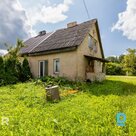 A 1/2 share of a two-storey house (70 m²) with a spacious private plot is for sa