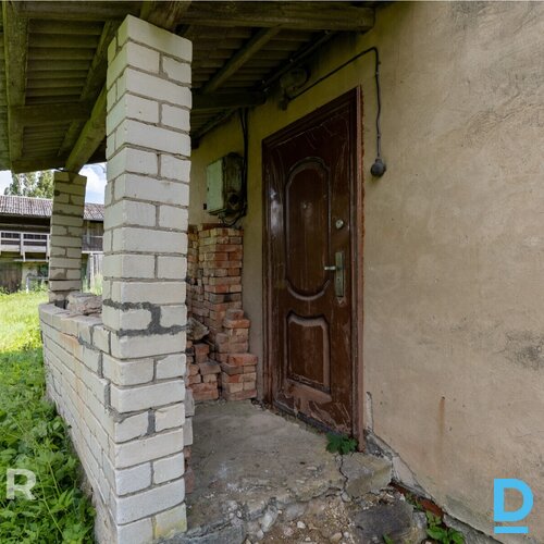 Pārdošanā 1/2 no divstāvu mājas (70 m²) ar plašu privāto teritoriju Dauguļu ciem Pārdošanā 1/2 no divstāvu mājas (70 m²) ar plašu privāto teritoriju Dauguļu ciem