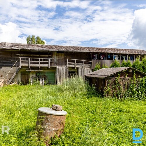 Pārdošanā 1/2 no divstāvu mājas (70 m²) ar plašu privāto teritoriju Dauguļu ciem Pārdošanā 1/2 no divstāvu mājas (70 m²) ar plašu privāto teritoriju Dauguļu ciem