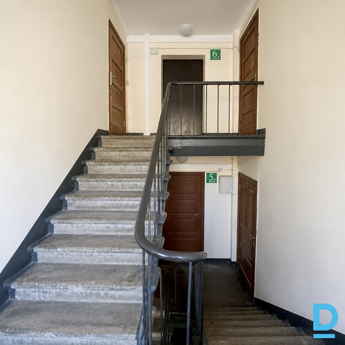 Pārdod dzīvokli Birznieka Upīša iela 20c