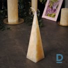 Cream-colored pyramid candle 23 x 5.5 cm