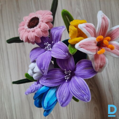 Pārdod 