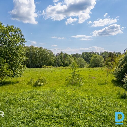 Pārdošanā 7000 m² zemes gabals pie Salacas upes, Staicelē.Īpašums ir lieliski pi