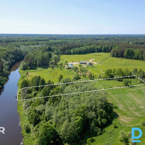 Pārdošanā 7000 m² zemes gabals pie Salacas upes, Staicelē.Īpašums ir lieliski pi