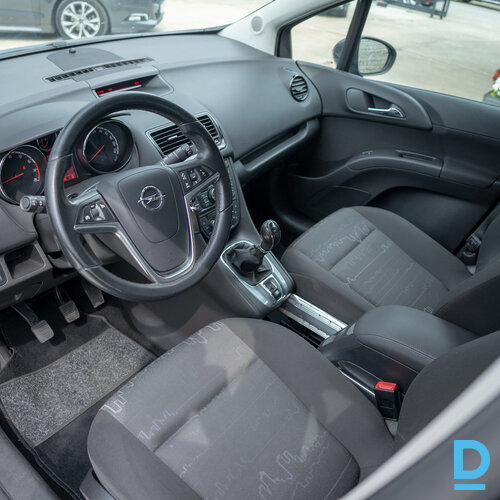 No Nīderlandes Opel Meriva 1.4 benzīns 2010. gada 