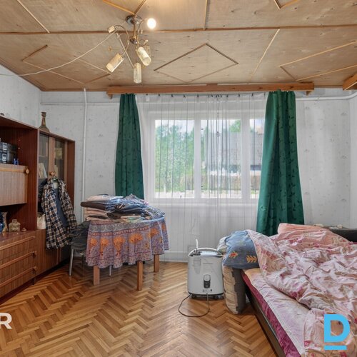 Pārdošanā divstāvu privātmāja ar 2384 m² zemes gabalu teicamā vietā Cesvainē.Māj Pārdošanā divstāvu privātmāja ar 2384 m² zemes gabalu teicamā vietā Cesvainē.Māj
