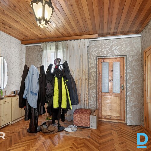 Pārdošanā divstāvu privātmāja ar 2384 m² zemes gabalu teicamā vietā Cesvainē.Māj Pārdošanā divstāvu privātmāja ar 2384 m² zemes gabalu teicamā vietā Cesvainē.Māj